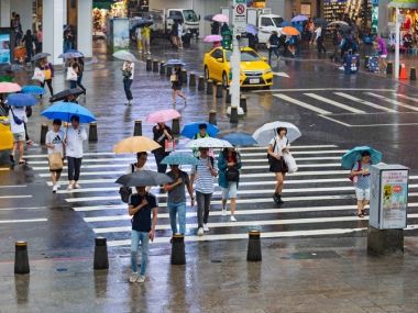 雨一直下好鬱悶！專家認證「吃4類食物」讓心情變快樂 還能改善便秘問題