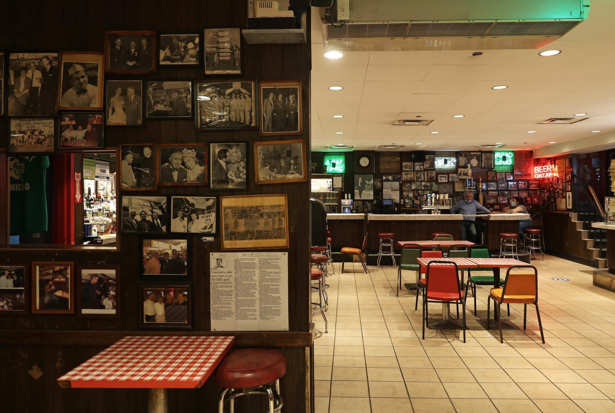 New Wrigleyville Billy Goat Tavern promises cheezborgers but no Cubs curse