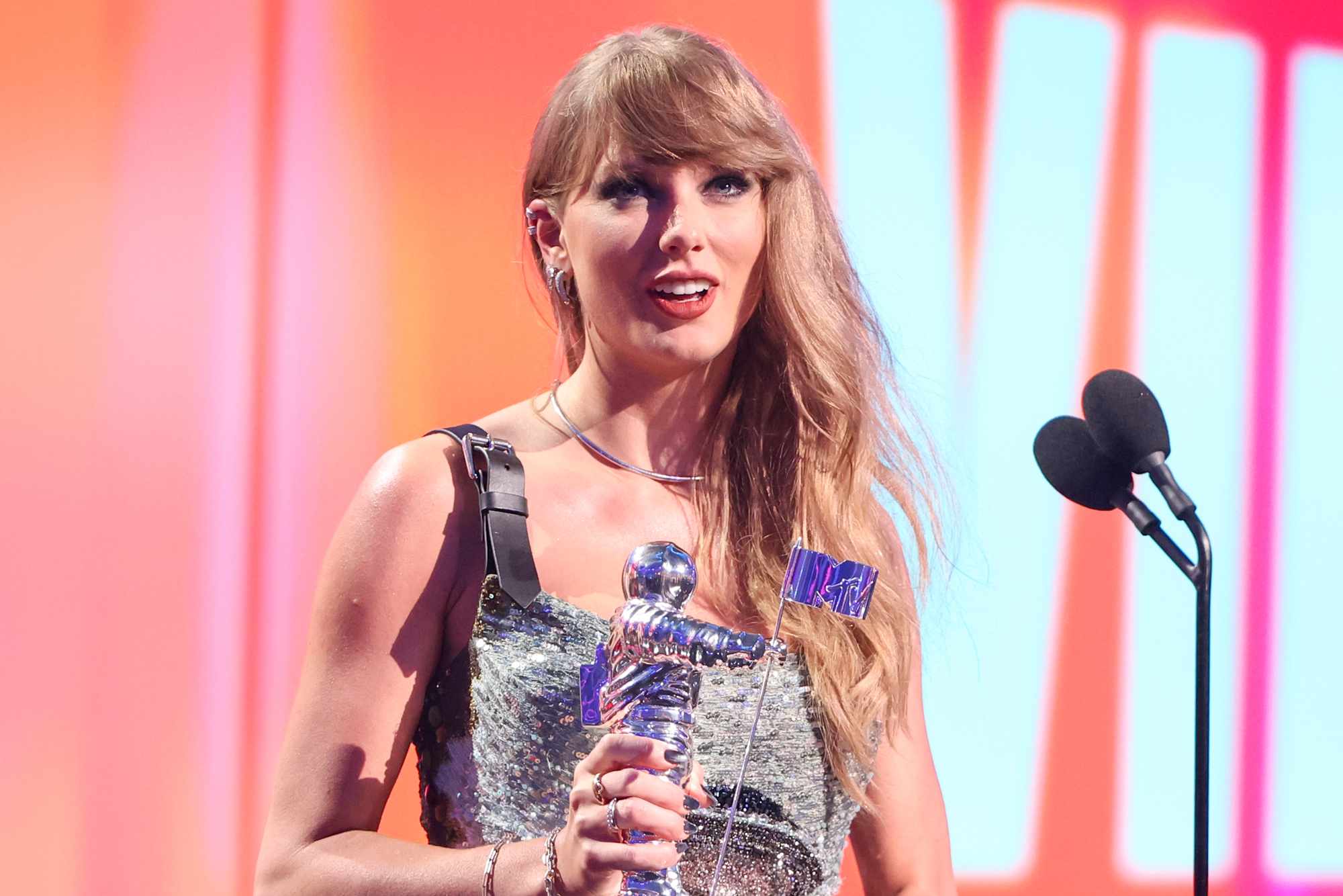 Taylor Swift Praises Travis Kelce’s ‘Fun and Magic’ on ‘Fortnight’ Set as She Wins Video of the Year at 2024 MTV VMAs