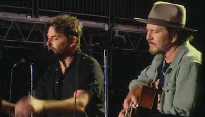 Eddie Vedder & Bradley Cooper Perform Jason Isbell's 'A Star Is Born' Song "Maybe It's Time": Watch