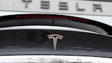 TikToker says her Tesla trapped her in 115-degree heat during software update