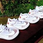 無鞋盒 特價 美國Nike Zoom Fly SP BV1183-100 白 紅 芝加哥馬拉松限定 只有一雙 10.5