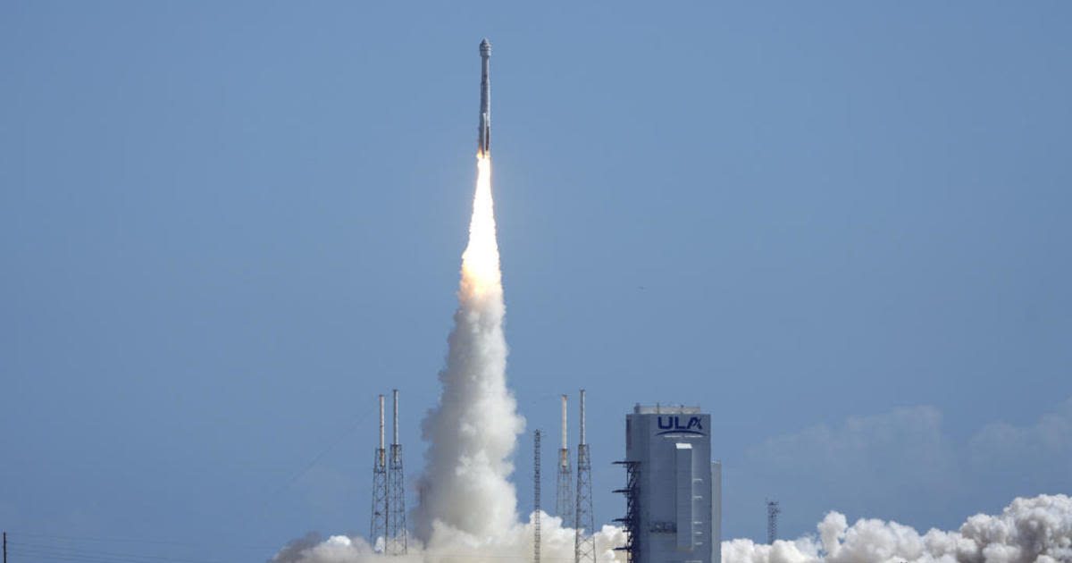 Boeing's Starliner capsule launches, but runs into more trouble with helium leaks