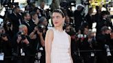 Margaret Qualley Brings a Very 2000s Hair Accessory to the Cannes Red Carpet