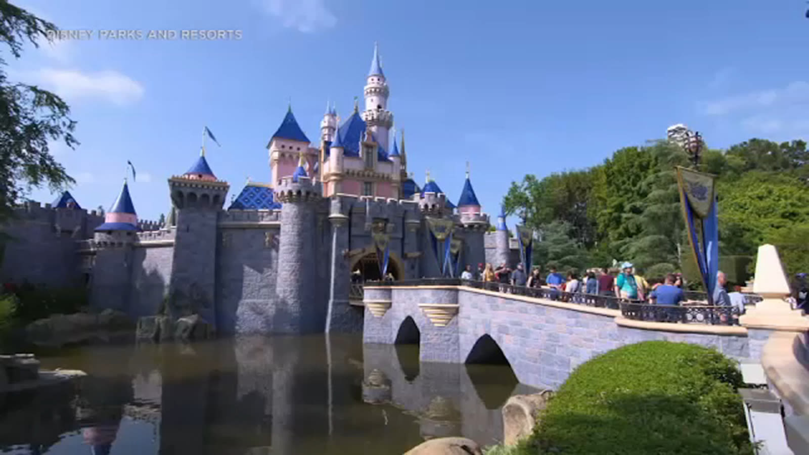 Disneyland offering $69 ticket deal to Anaheim residents in celebration of 69th anniversary