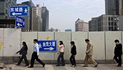 What is ‘naked resignation’, a growing workplace trend among young professionals in China?