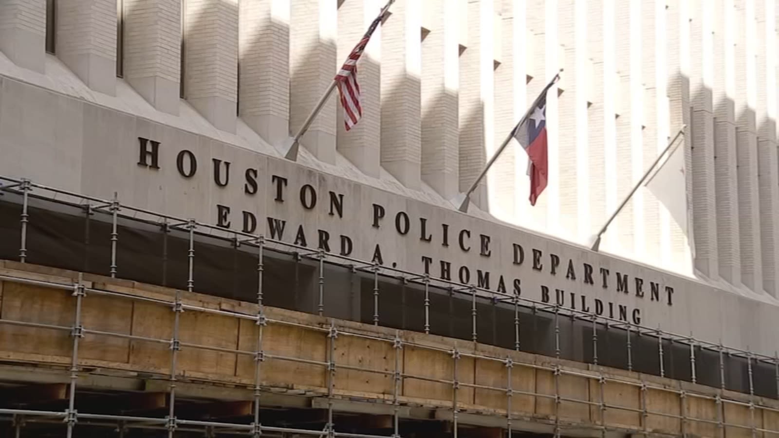 ABC13 asks HPD to find out how 10K suspended reports per week are being reviewed