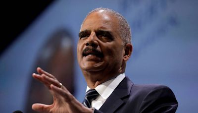 Former AG Holder to review Harris’ running mate options | Honolulu Star-Advertiser