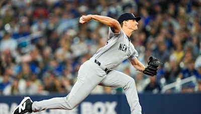 New York Yankees DFA Pair of Veteran Relievers