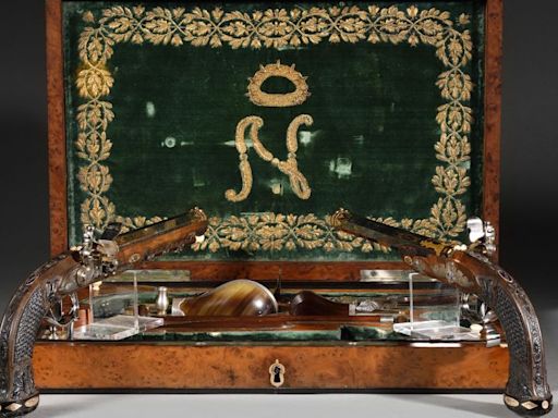 Napoleon’s ornate flintlock pistols sell for $1.83 million