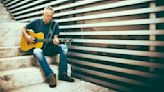 Watch "The Greatest One-Man Music Show in the World" Tommy Emmanuel And "Genius" Richard Smith’s Insane “Son of a Gun” Acoustic...