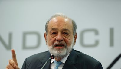 Carlos Slim no comparó volver a votar por Morena con contratar a un exempleado estafador