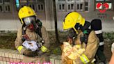 係愛呀！慈樂邨火警 消防鐵漢柔情救兩貓 嬰兒抱安慰