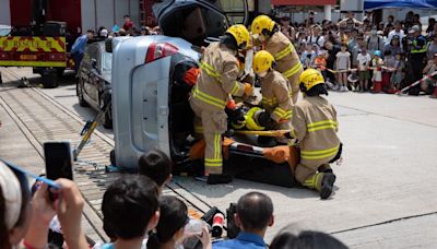 國安教育日｜消防救護學院開放日 市民：近日多火災 消防員英勇