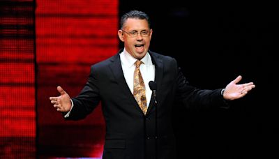 Former WWE Writer Freddie Prinze Jr. Praises Michael Cole - Wrestling Inc.