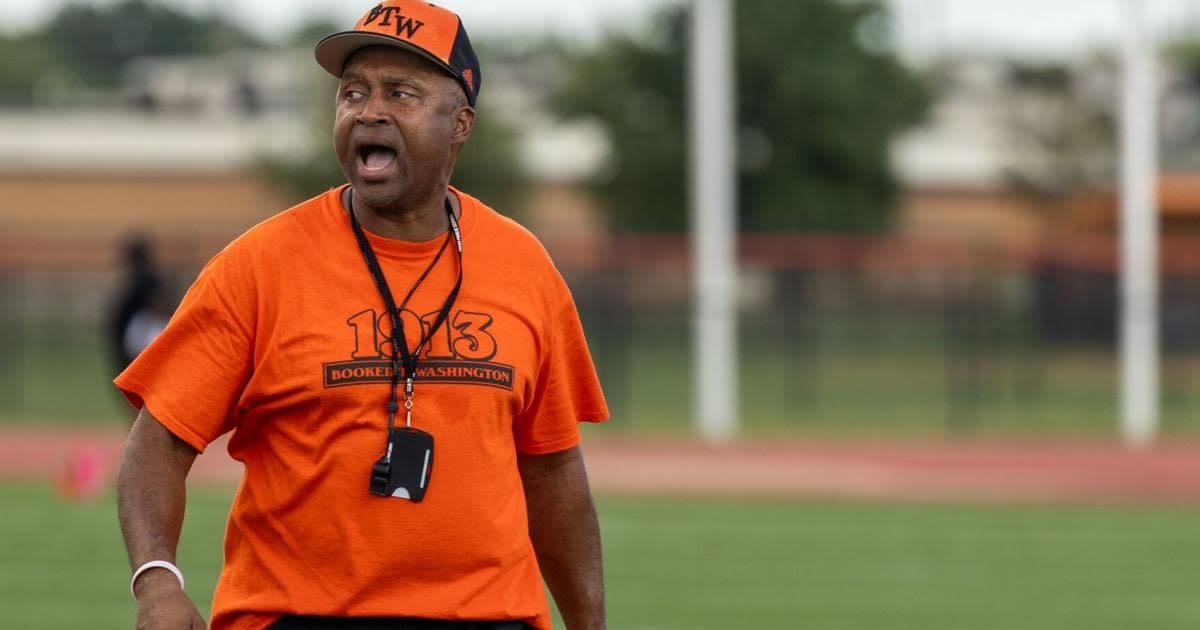 Booker T. Washington shut out by Del City; 0-2 start hasn’t discouraged BTW coach Dan Bitson