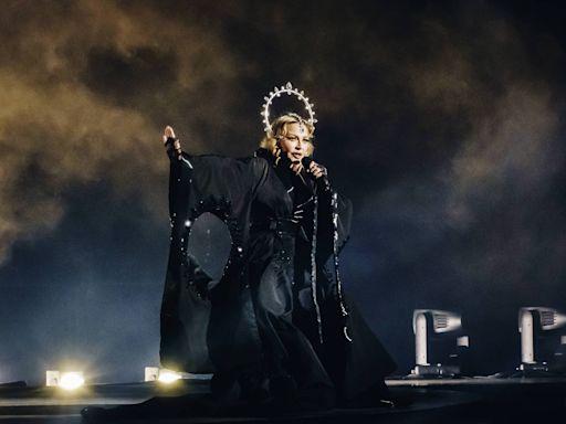 Madonna experimenta olhar para trás em primeira turnê de retrospectiva da carreira