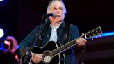 Paul Simon speaks at New England Conservatory commencement