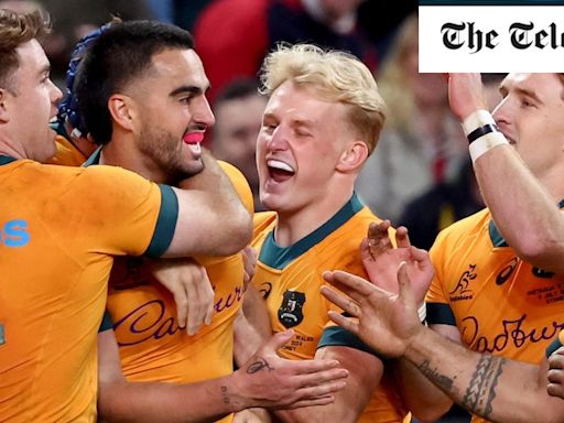 Wales crash to defeat as Australia hold out in Sydney