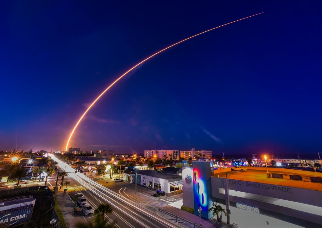 SpaceX retools problem booster for overnight launch from Space Coast