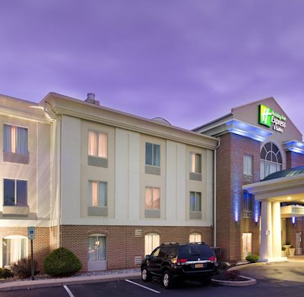 holiday-inn-express-suites-chambersburg-chambersburg- Yahoo Local