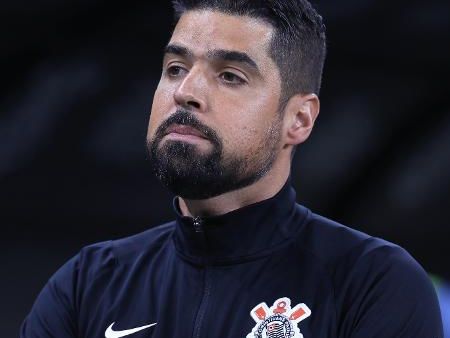 Corinthians estende folga e adia reapresentação do elenco para quarta-feira