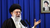 El líder supremo de Irán llama a elegir a un presidente que crea en la Revolución Islámica