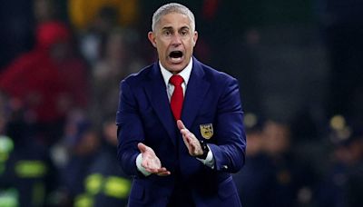 O Mundo É uma Bola: Sylvinho comanda Albânia com 'pernas rápidas' e curingas na Eurocopa