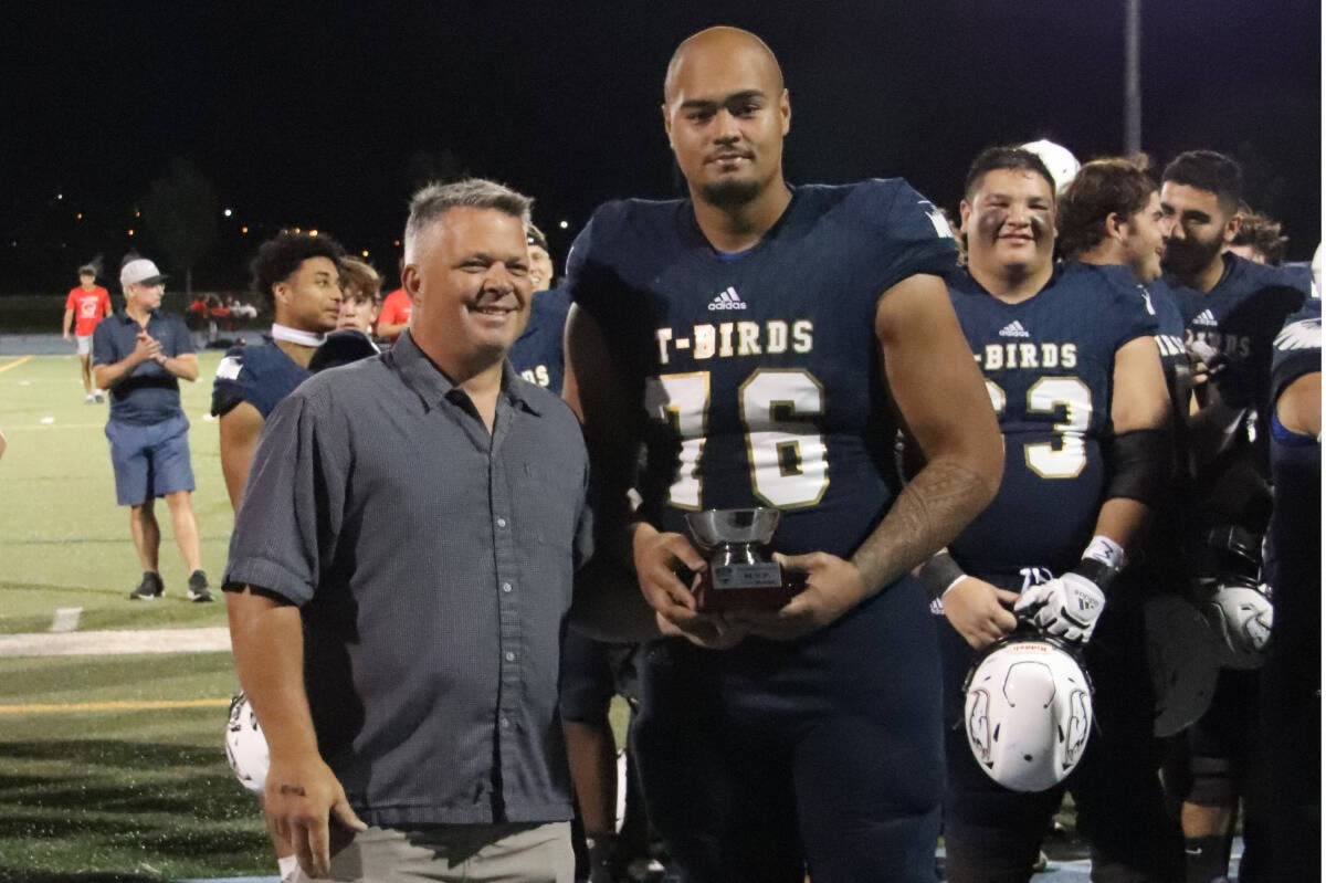 Pitt Meadows football star drafted twice in 3 days by both NFL and CFL