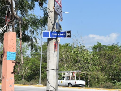 Vecinos de la colonia Tres Reyes le cierran el paso a candidatos a la Alcaldía de Cancún