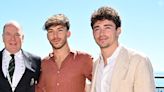 Charles Leclerc et Pierre Gasly s'éclatent ensemble au concert d'une superstar avec leurs sublimes compagnes