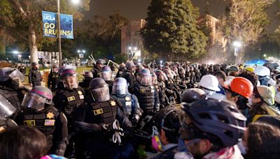 Após prisões de centenas de manifestantes em universidades dos EUA, Biden diz que 'ordem deve prevalecer'