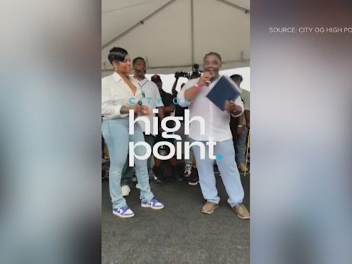 Fantasia Barrino receives key to High Point