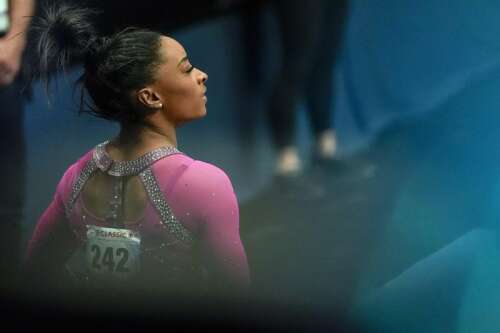 Simone Biles shines in return while Gabby Douglas scratches after a shaky start at the U.S. Classic