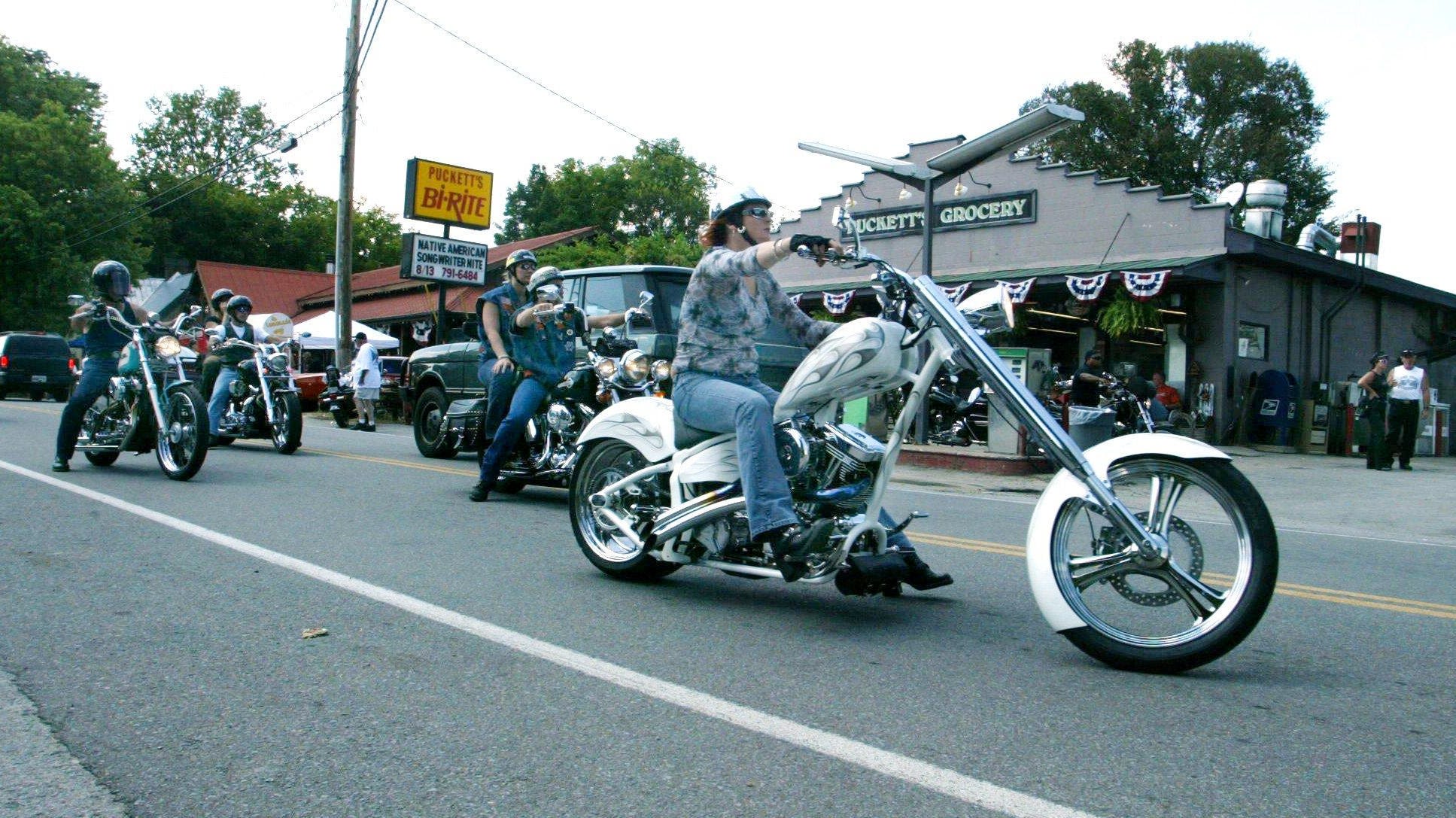 Video shows Brazilian motorcycle club, not Hells Angels on way to Colorado | Fact check