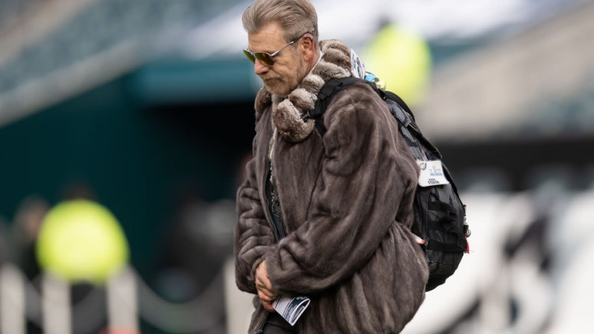 Howard Eskin breaks silence and apologizes after getting banned from Citizens Bank Park