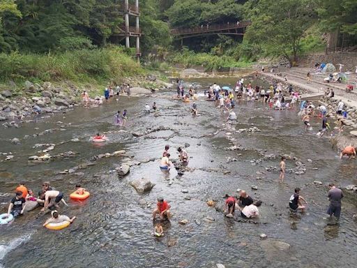 【親子旅遊】桃園宇內溪戲水區，親子同樂清涼一「夏」！