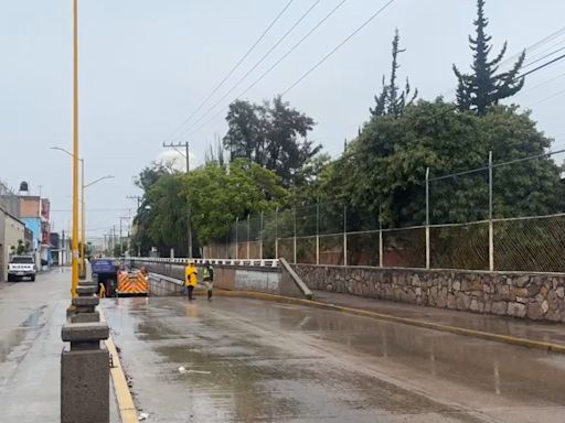 Hombre muere ahogado en vialidad inundada de Aguascalientes