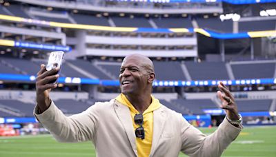 Boxing News: Movie Star Terry Crews Calls Out UFC Legend Anderson Silva: 'I'm Ready'