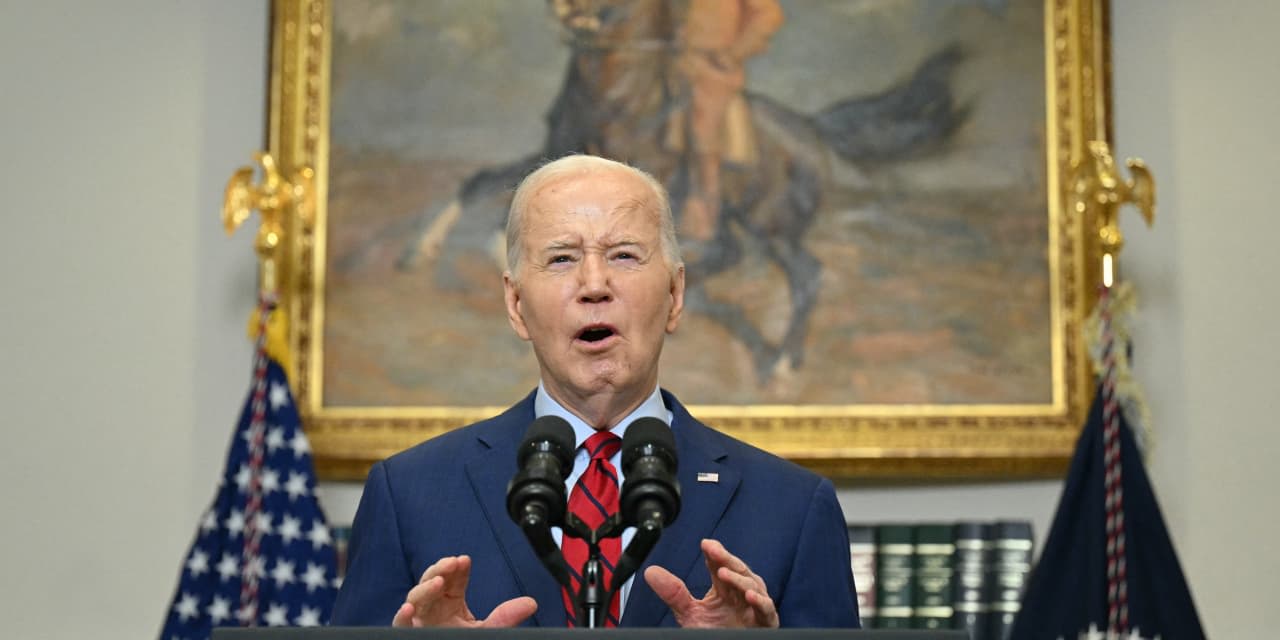 Biden calls for preservation of order on U.S. college campuses