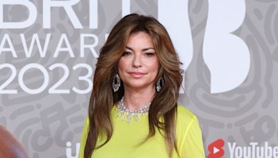 Shania Twain recuerda su azarosa vida sentimental: su marido la engañó con su mejor amiga y ella acabó casándose con el antiguo esposo de ésta