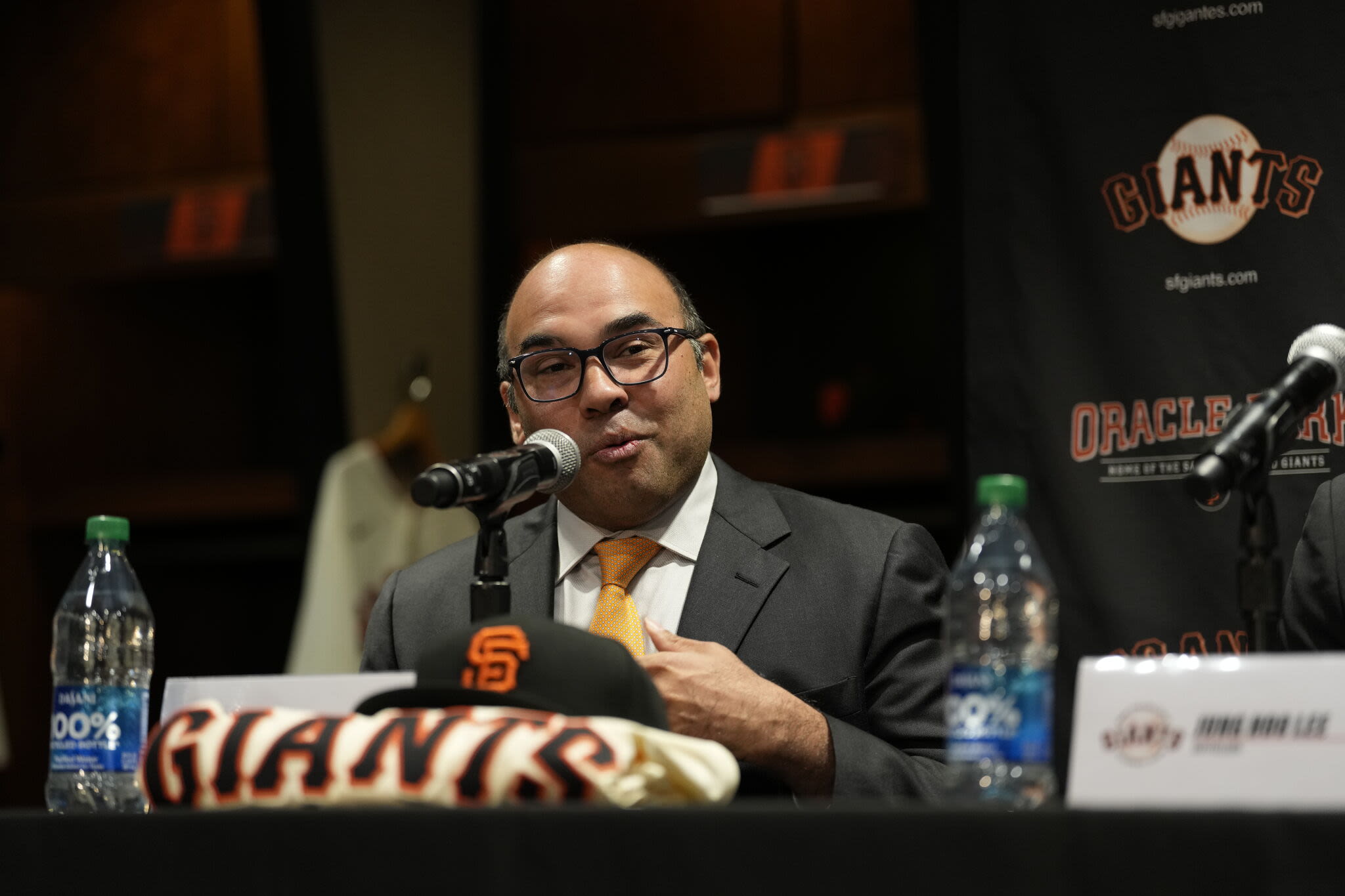 SF Giants exec is already threatening to pull the plug on the season