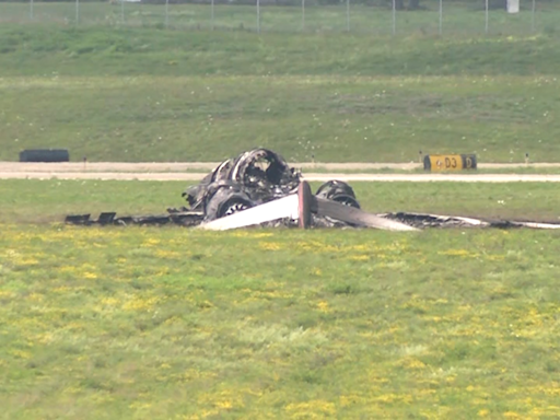 Pilots injured after plane crash at Jamestown Airport