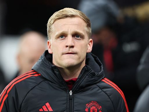 Donny van de Beek breaks silence on Man Utd exit as Old Trafford nightmare finally over