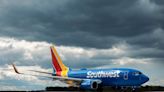 Southwest Airlines Cuts Revenue Estimate on Complex Environment