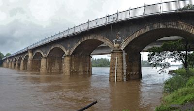 Kolhapur Floods: Thousands relocated, several roads closed as Panchaganga River overflows