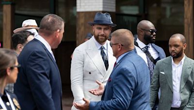 Race? What race? ‘Old Hollywood’ Travis Kelce in fedora wows Kentucky Derby crowd