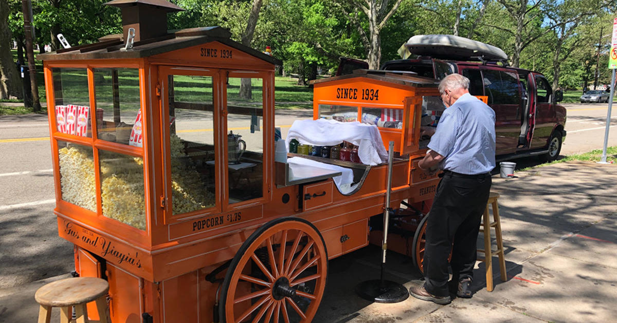 Gus And YiaYia's Ice Ball Cart opens for milestone 90th year