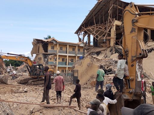 Nigeria school collapse kills at least 16 students - RTHK