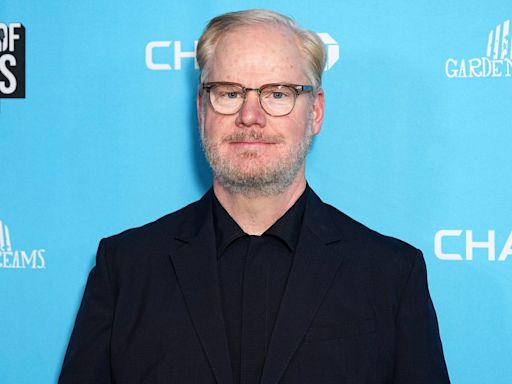 Jim Gaffigan Compares Being a Dad to Being an NFL 'Backup Quarterback': 'On the Team but You're Not the Star'